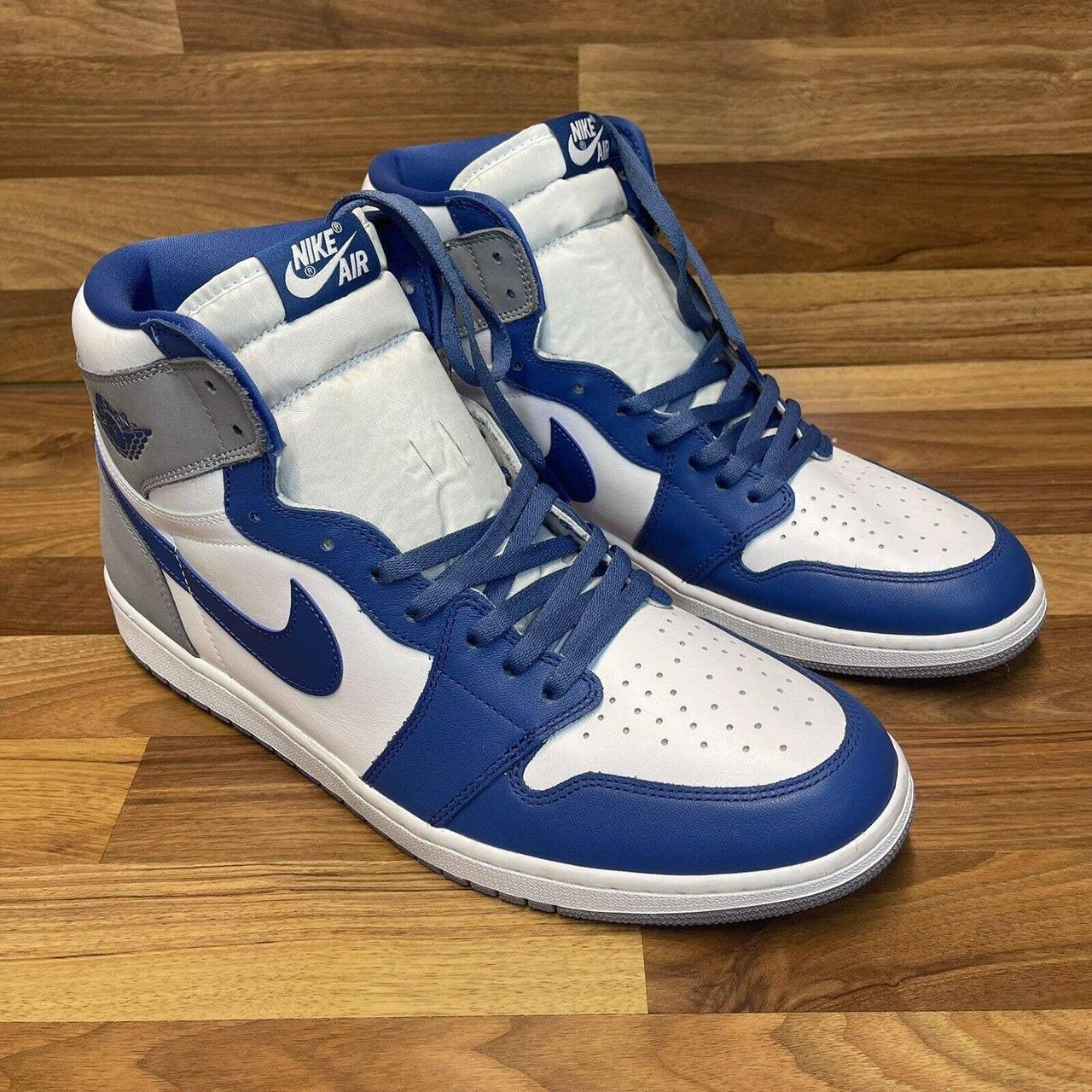 nike air jordan retro 1 blue