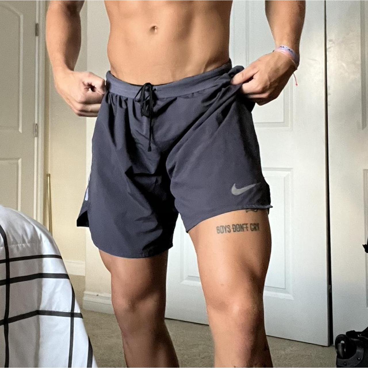 XL men’s Nike running shorts Depop