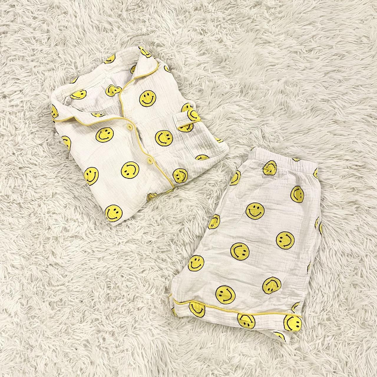 Roller Rabbit Women's Yellow and White Pajamas | Depop