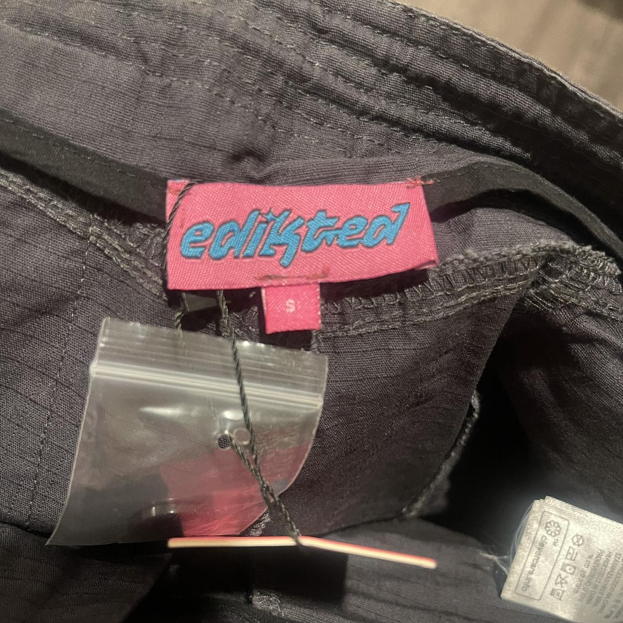edikted zayla low rise cargo pants brand new,... Depop