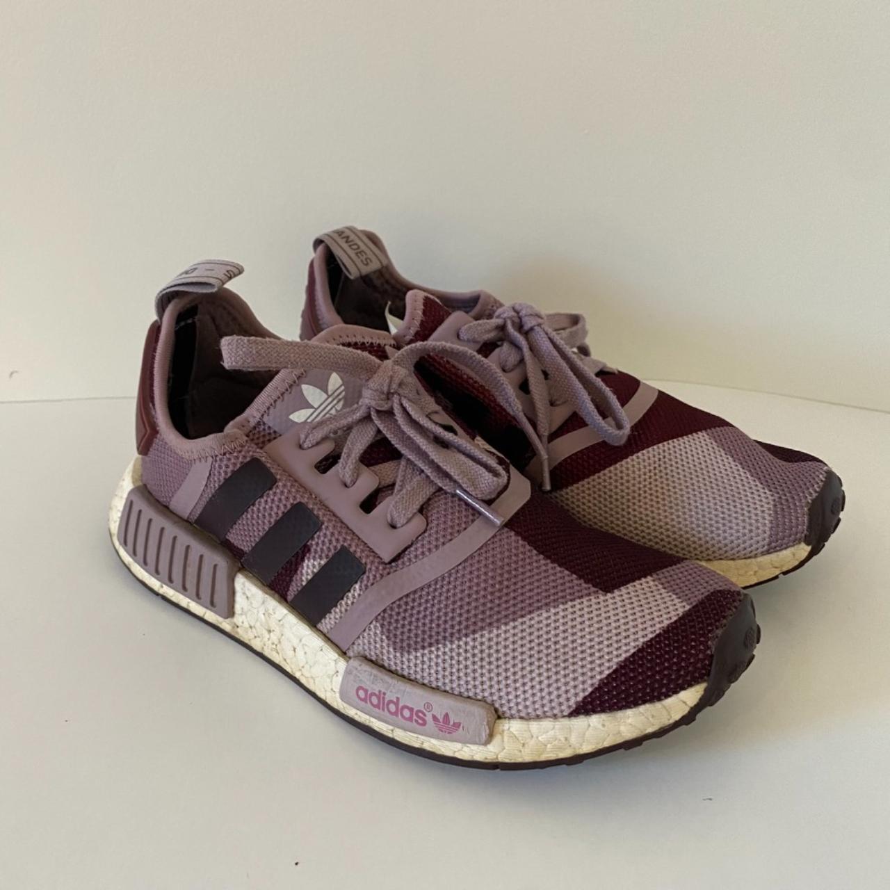 Adidas nmd hotsell r1 red night