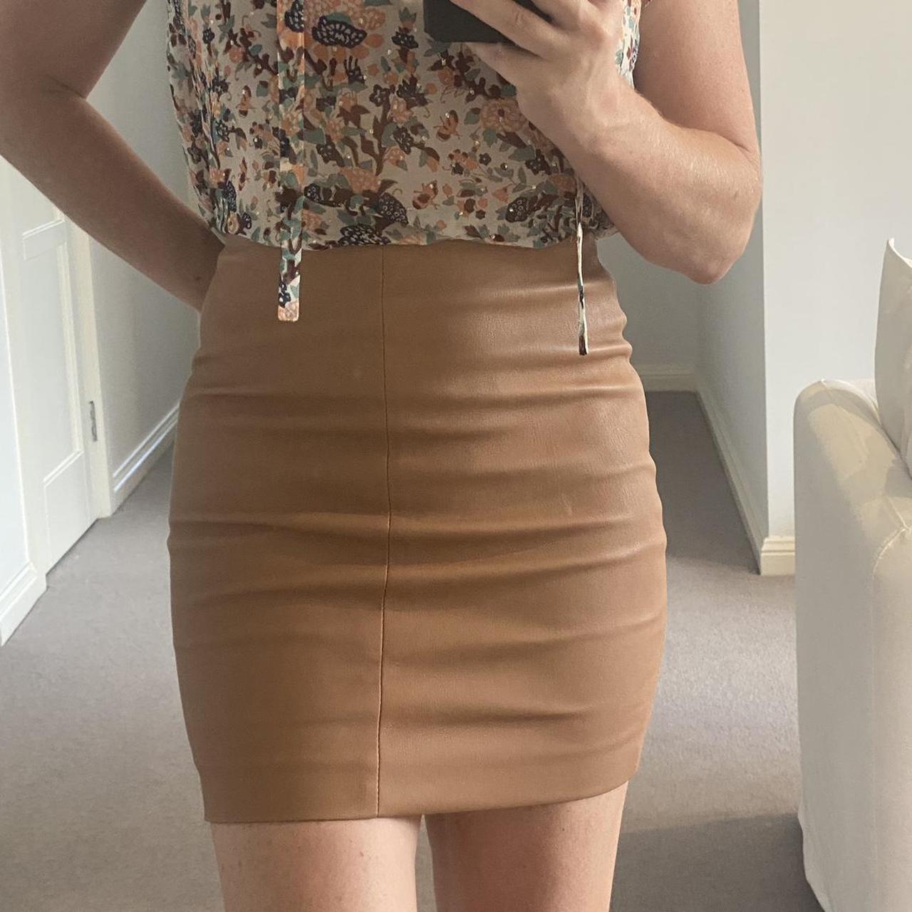 Kookai leather Capri mini skirt in Camel Size 36