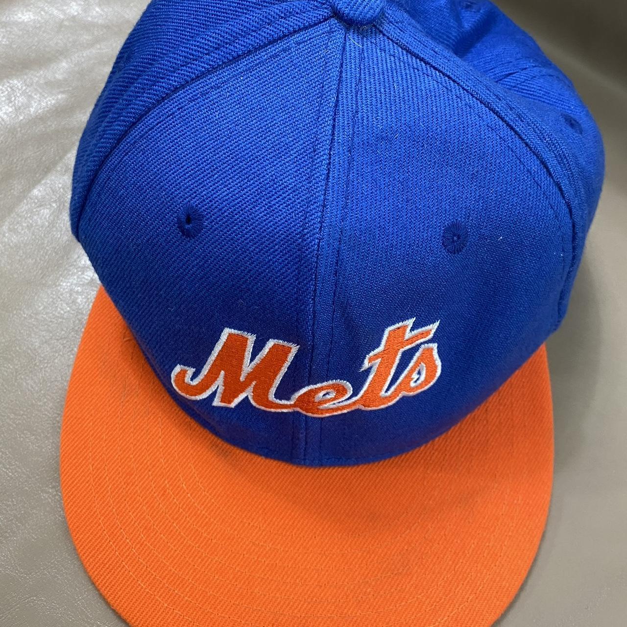 Rare! New York Mets x New York Yankees pink brim - Depop