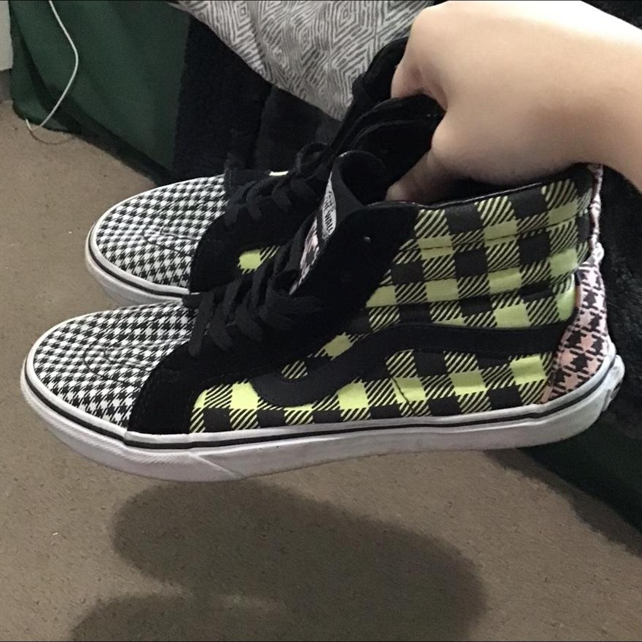 Vans peach sale checkerboard