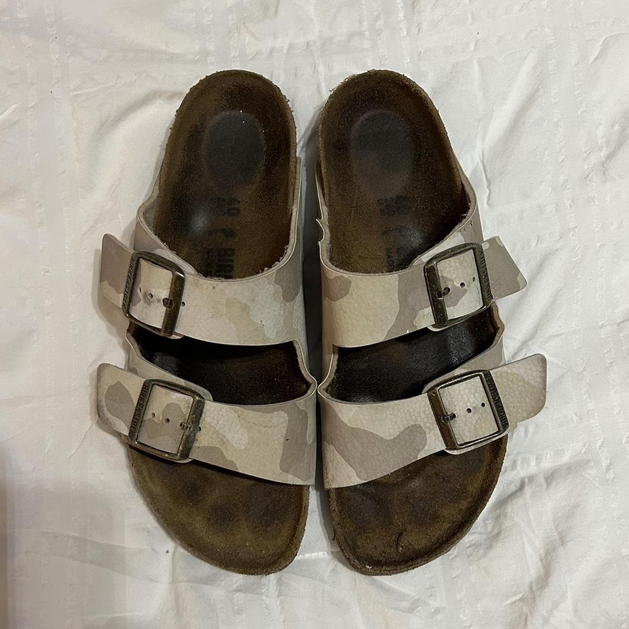 Camo birkenstocks best sale size 40