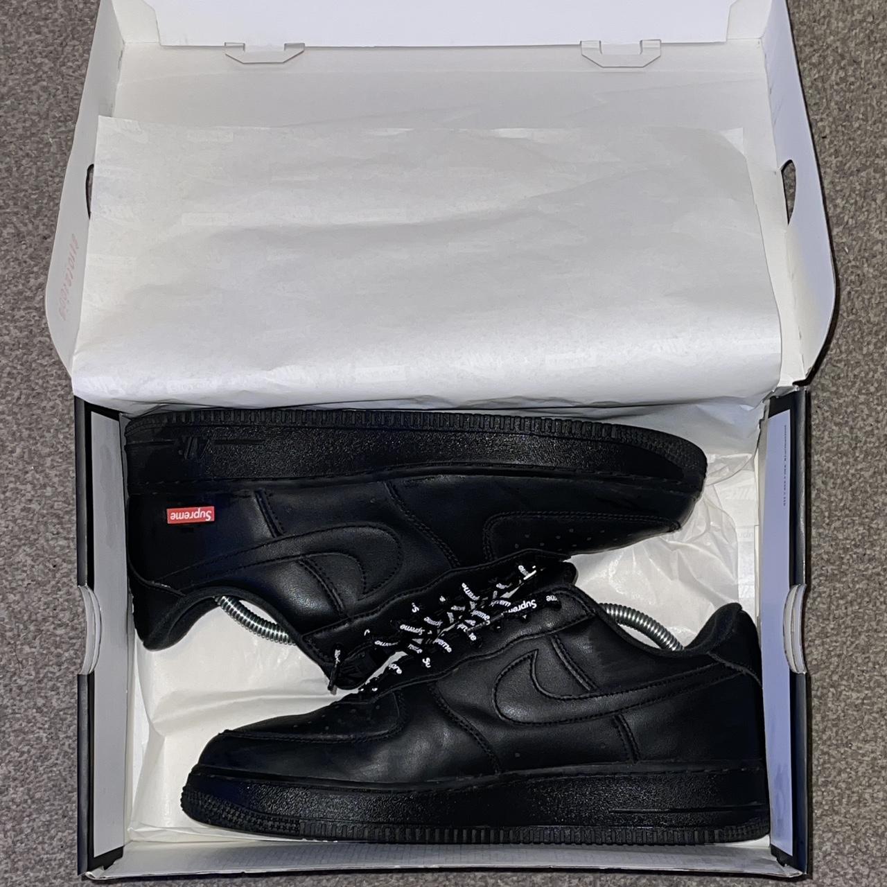 supreme airforces black