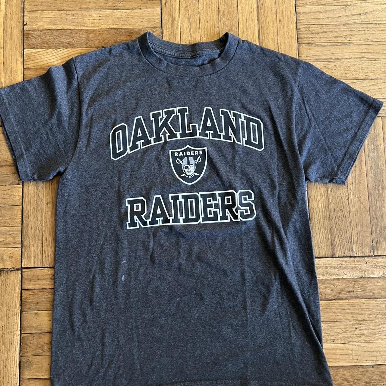 NFL Women's Grey T-shirt | Depop