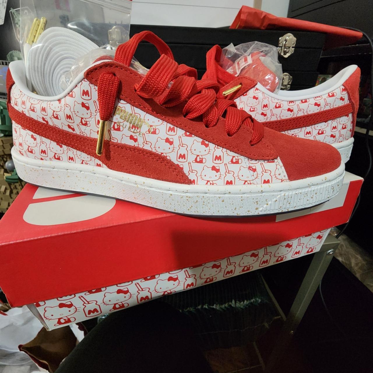 Hello kitty clearance puma red