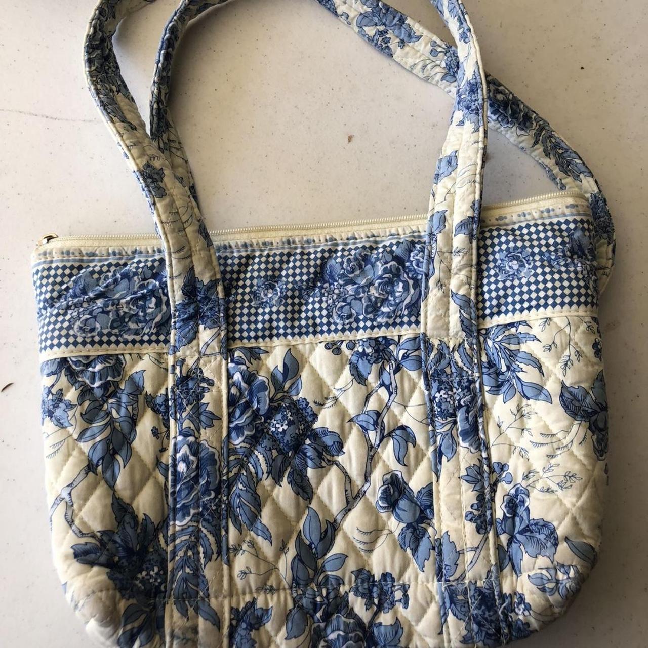 Blue and white flower bag As is condition... - Depop