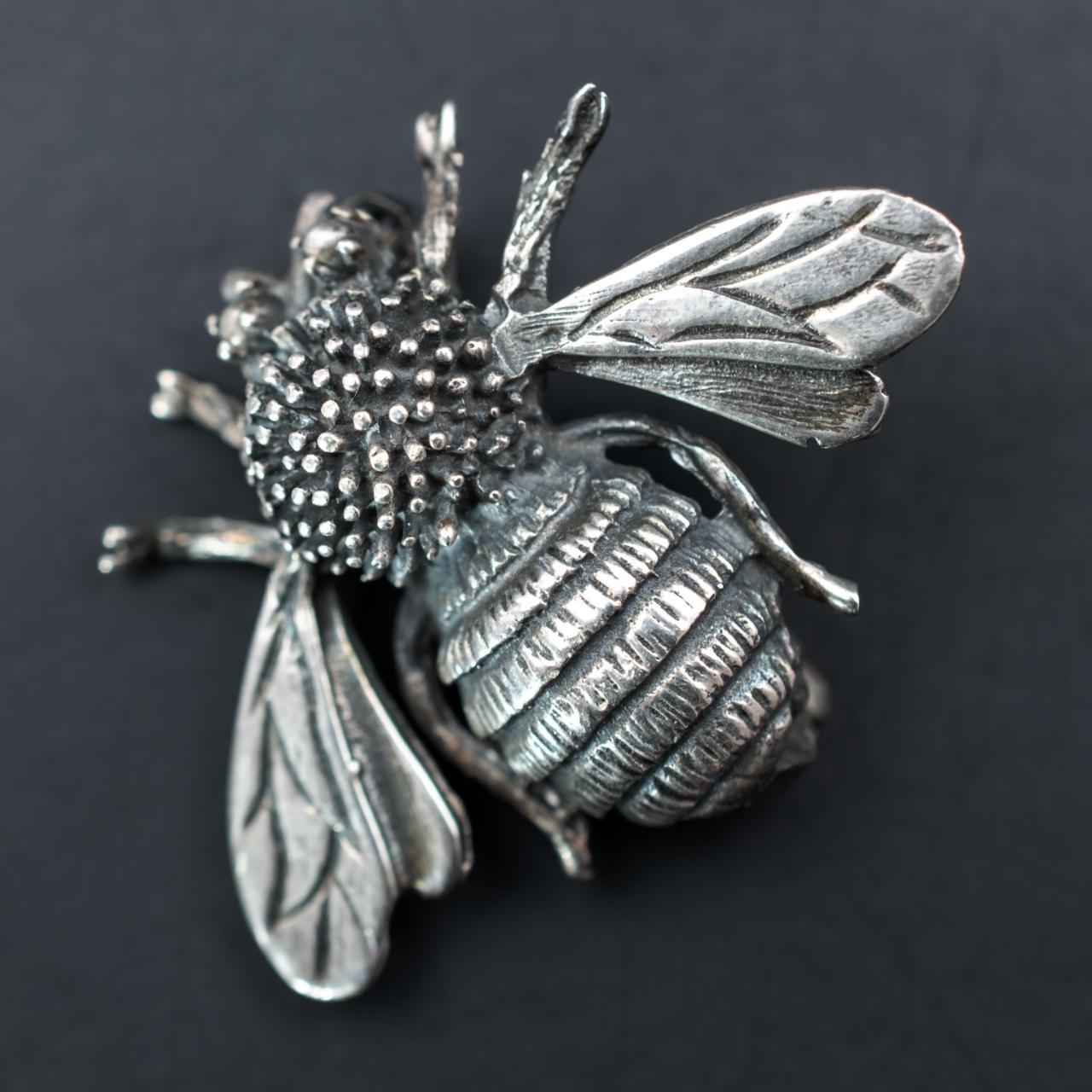 Silver bumble clearance bee brooch