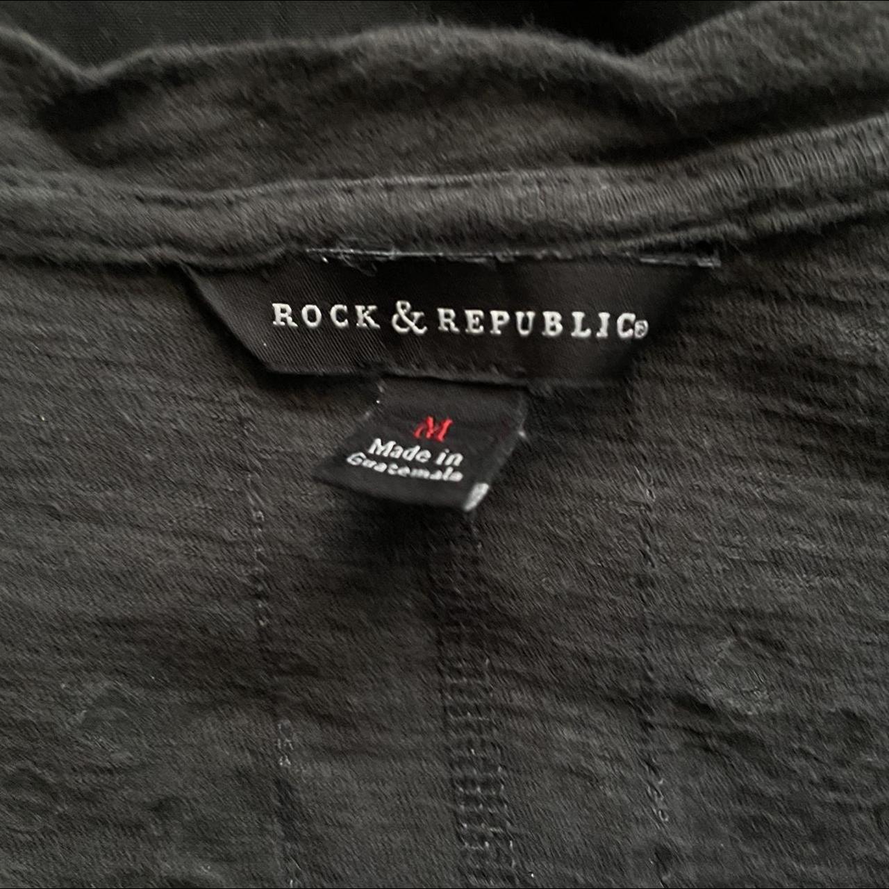 Rock and Republic Women's Grey and Black T-shirt (3)