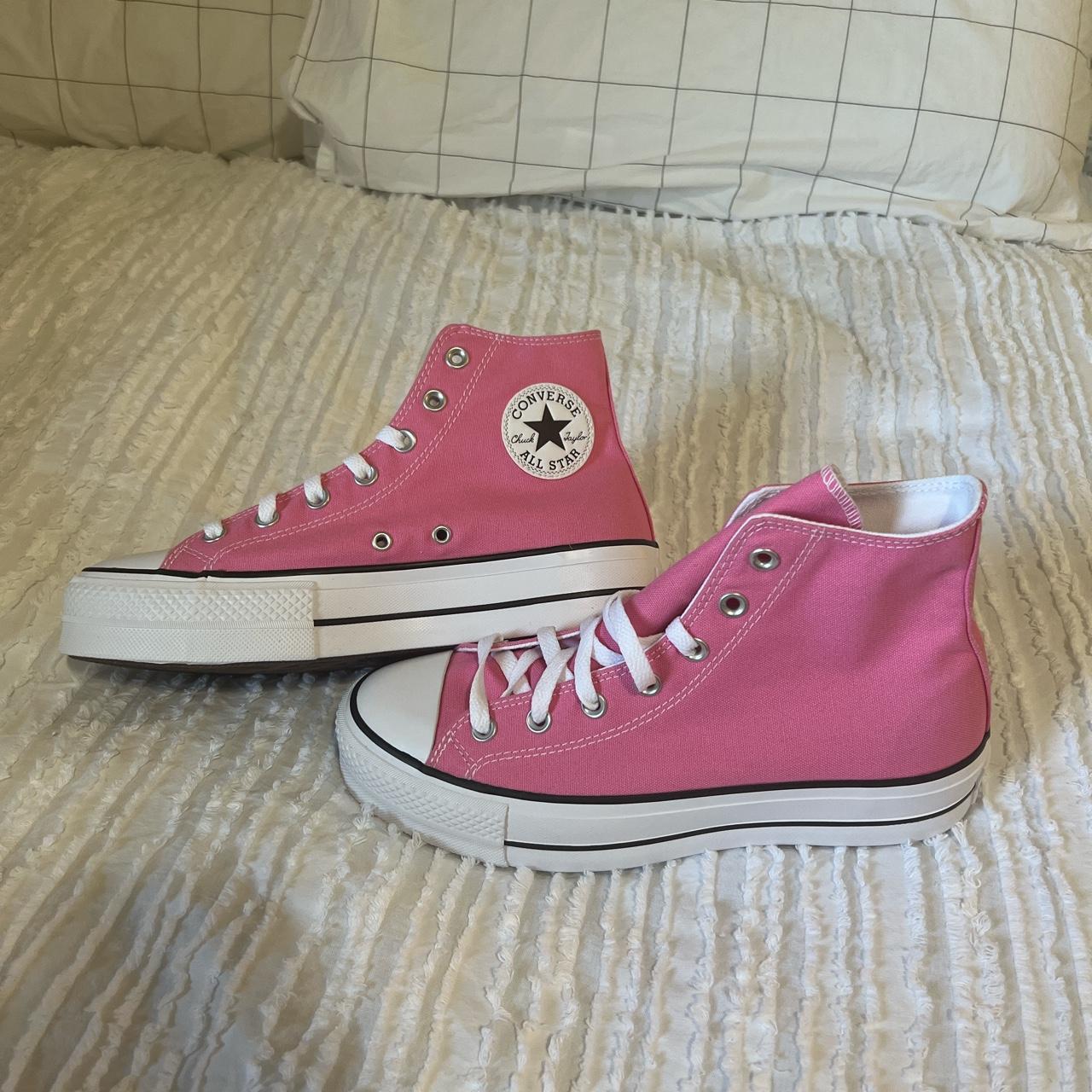 Converse Women's Pink and White Trainers | Depop
