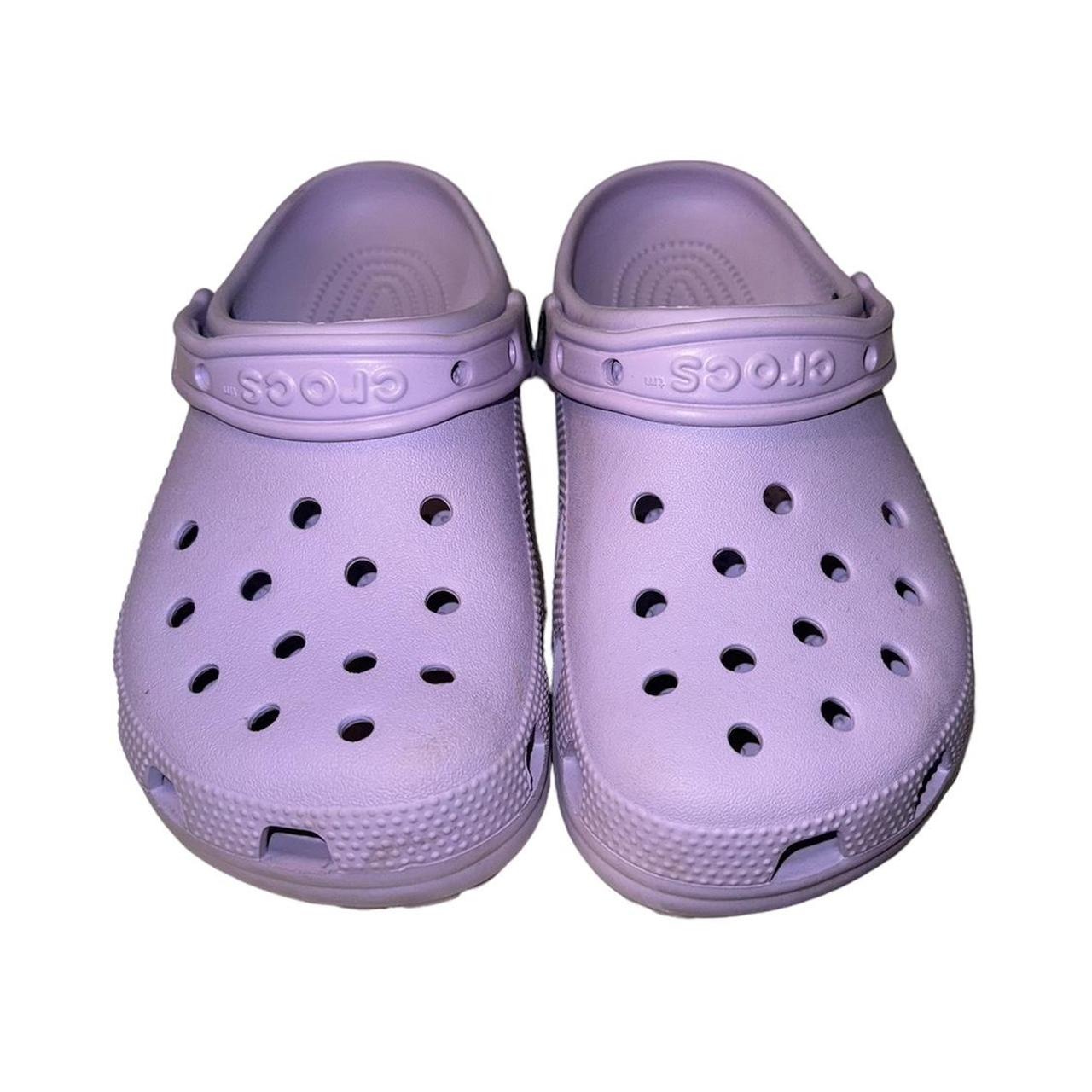 light purple crocs m5 w7