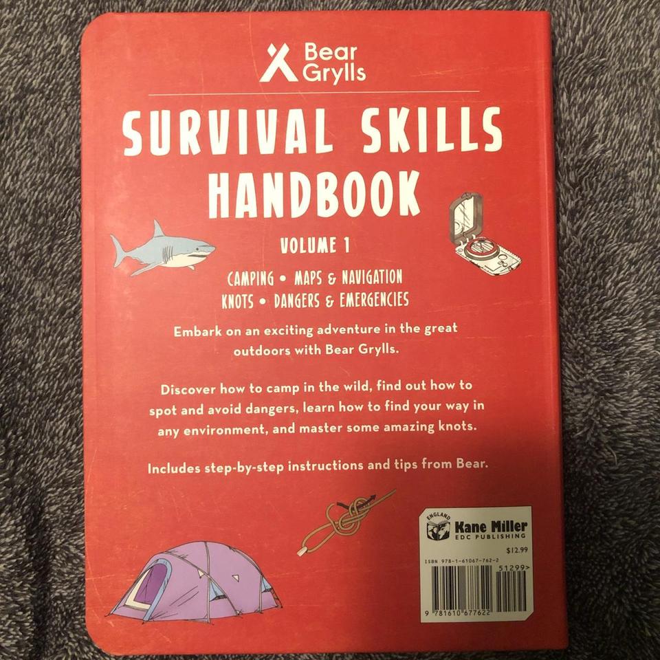 Bear Grylls Survival Skills Handbook