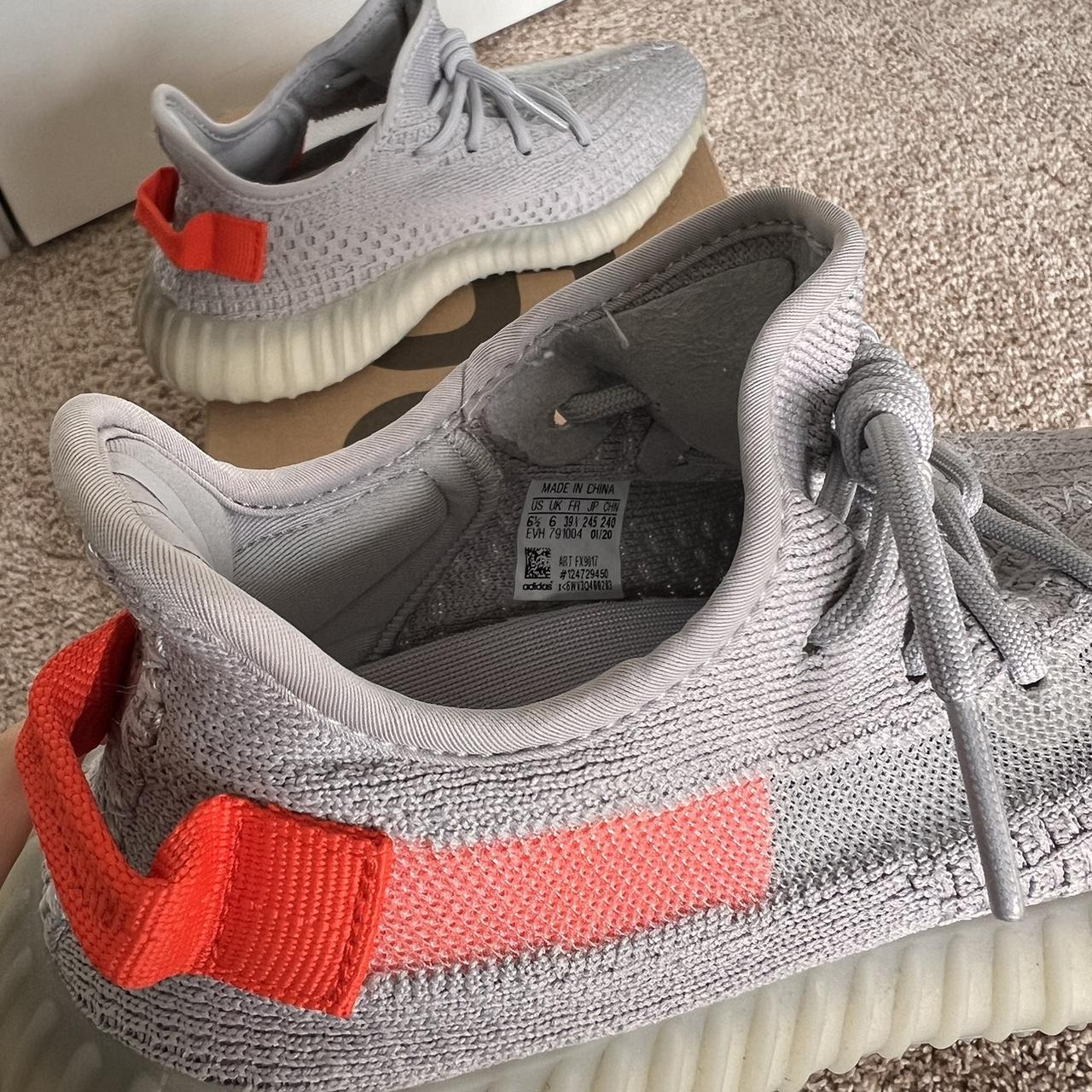 adidas yeezy boost 350 taillight/tailgate, in