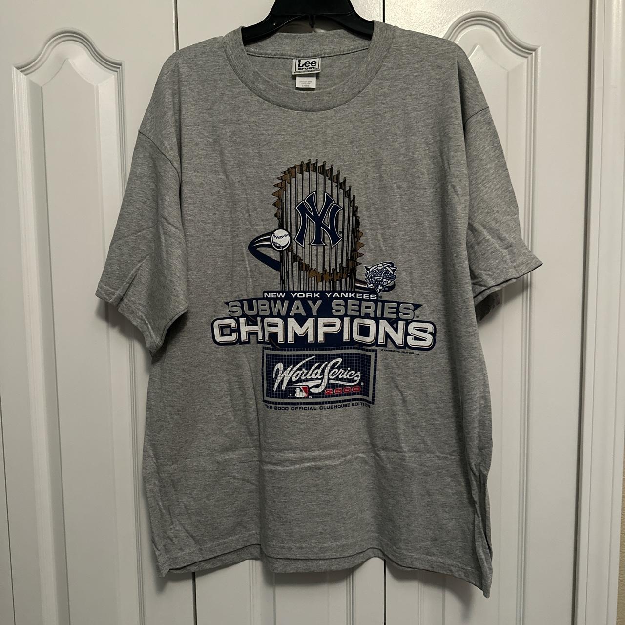 Year 2000 Yankees Subway Series t-shirt IN BRAND NEW - Depop