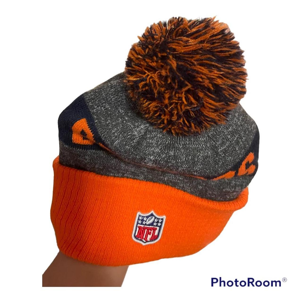 NEW ERA NFL Denver Broncos On Field Sport Knit Beanie