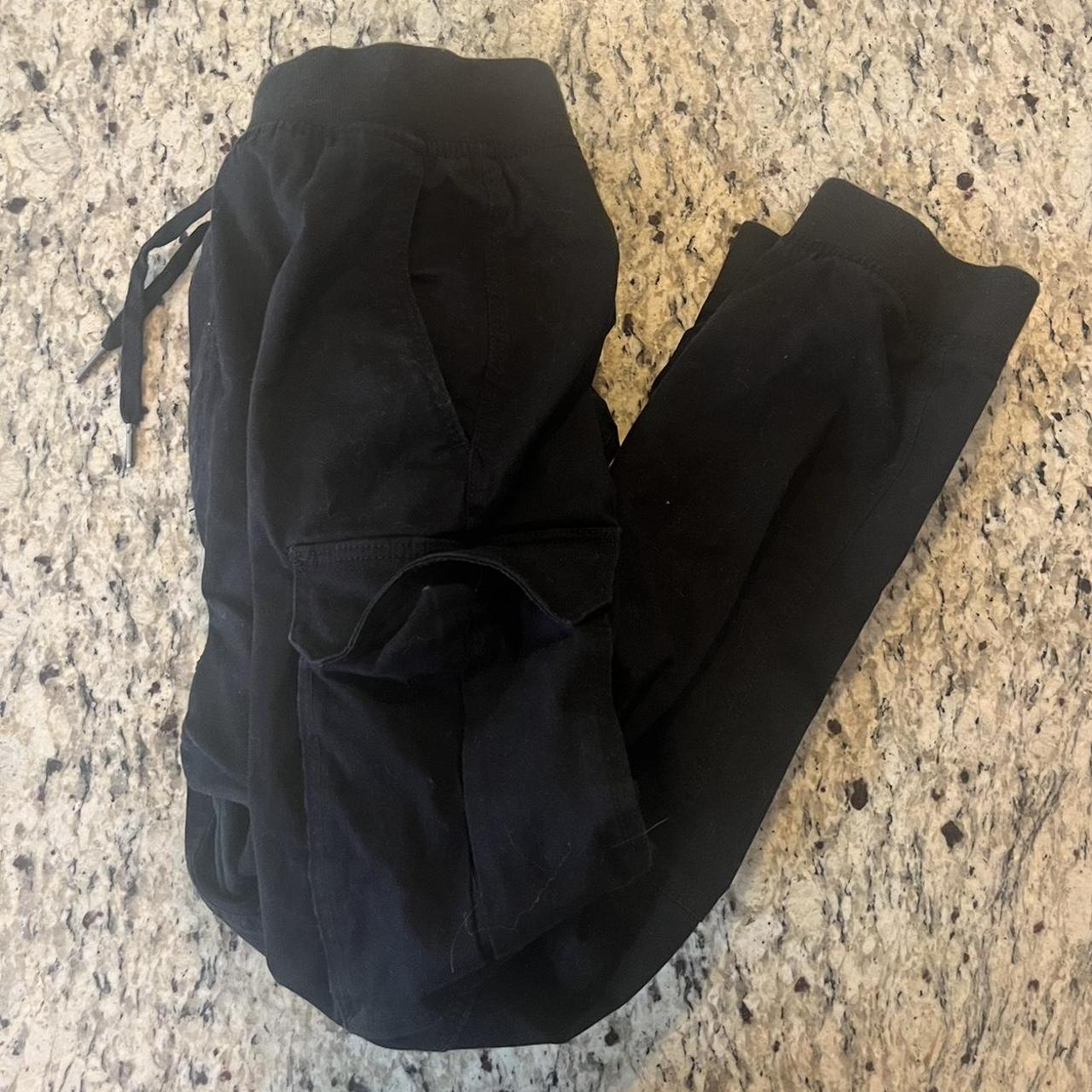 H&M Men's Black Trousers Depop