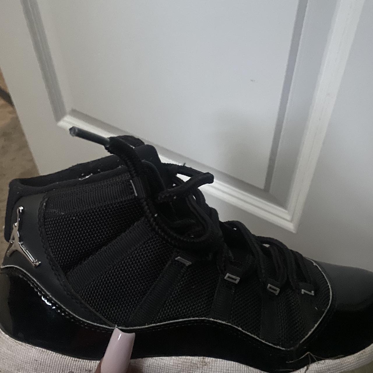 Jordan 11 Size 6.5y - Depop