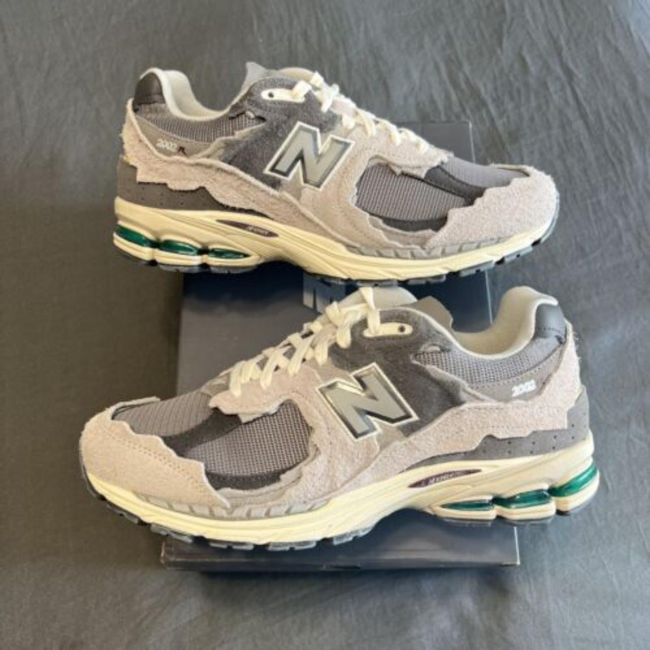 New Balance Men's Grey Trainers | Depop