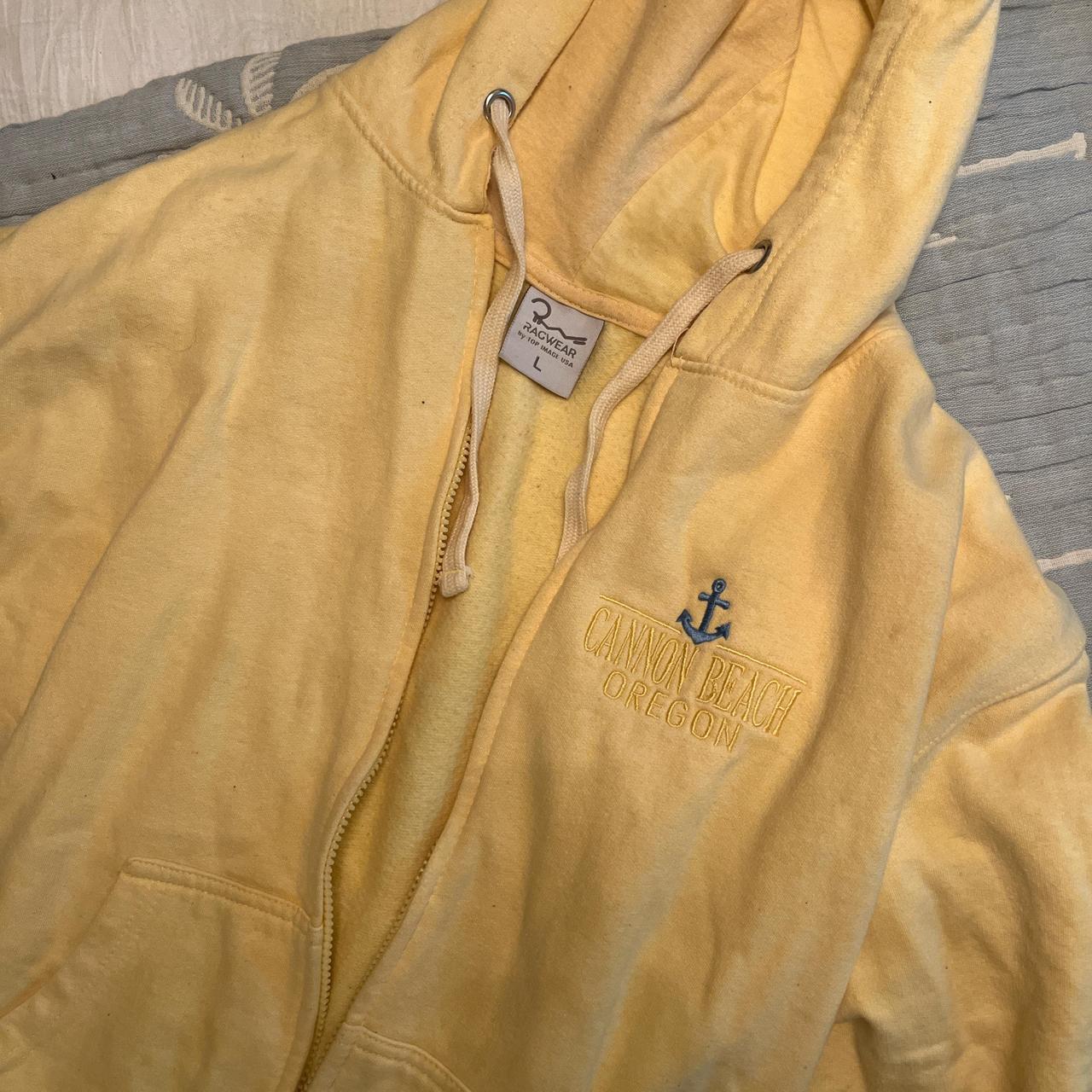 item listed by thriftedizz
