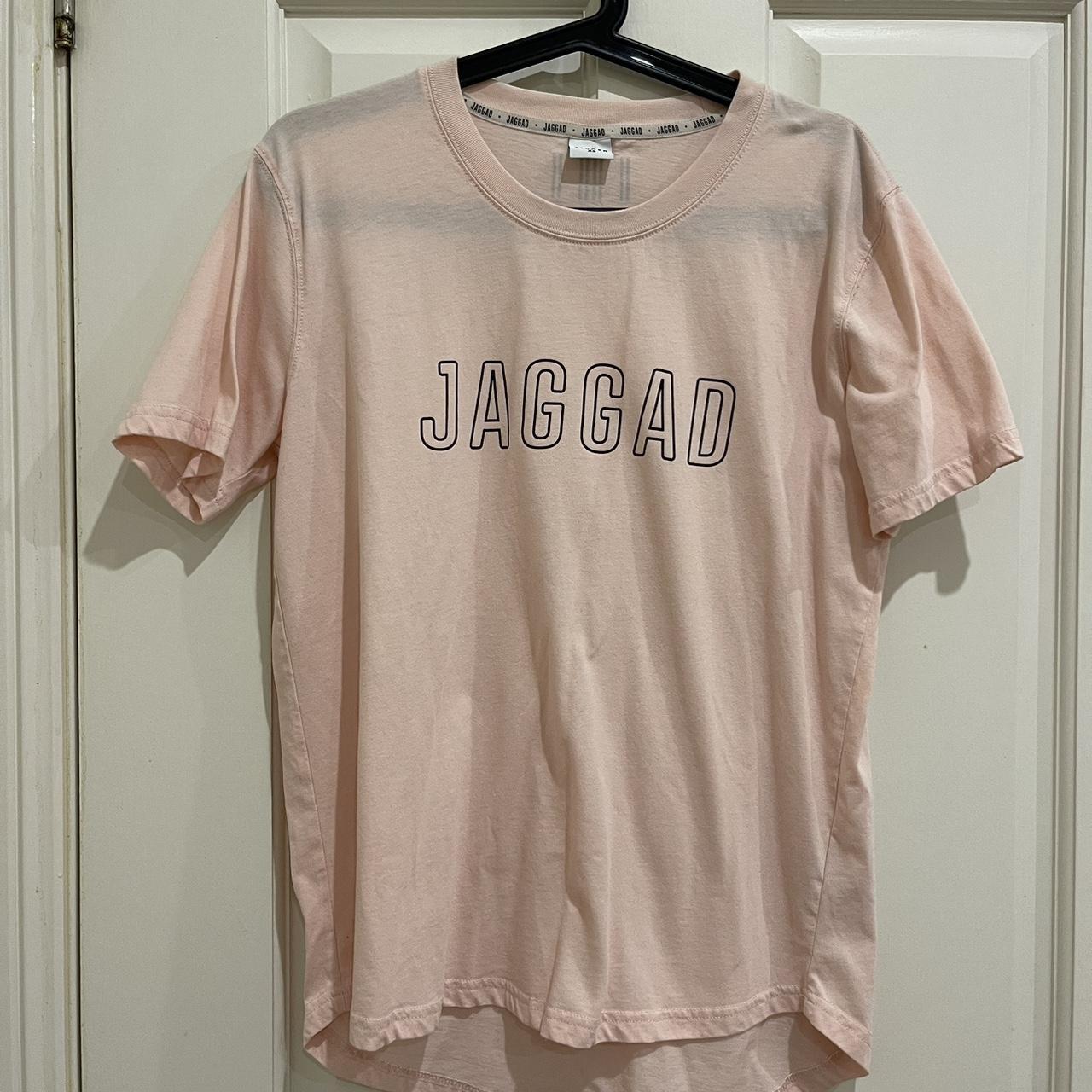 jaggad pink tee