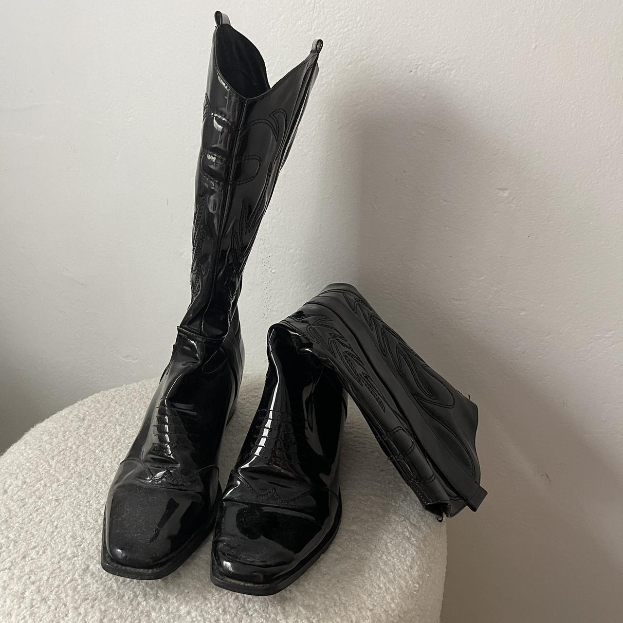 plt cream boots