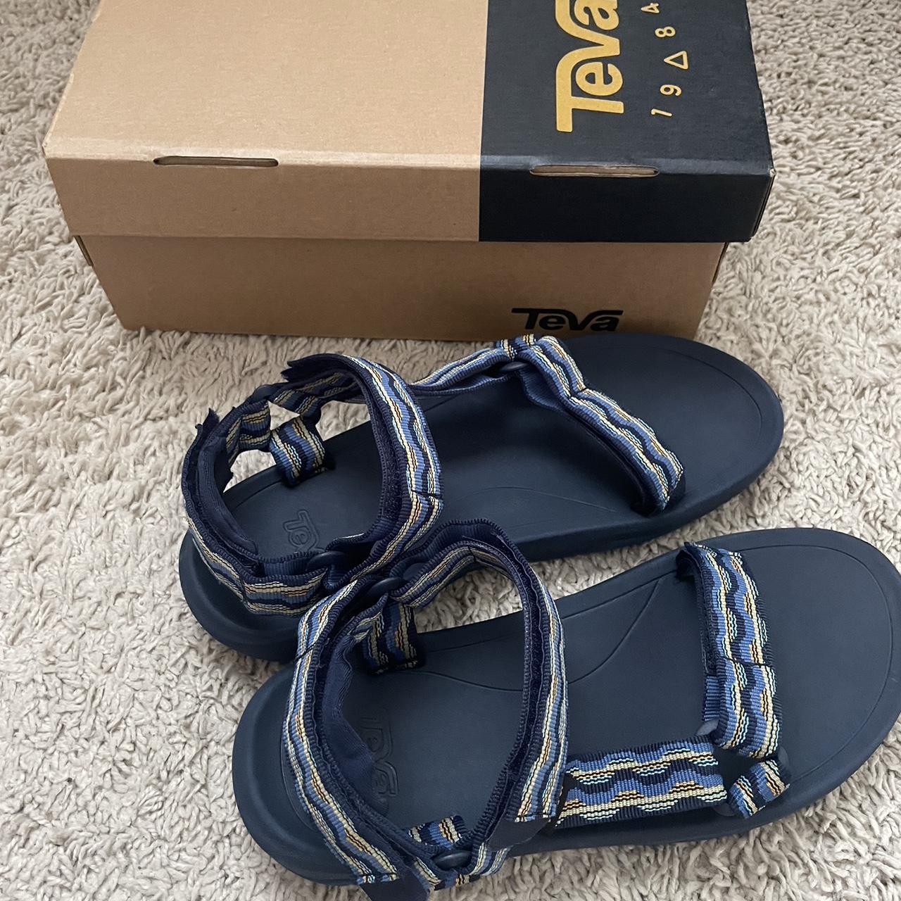 Navy discount blue tevas