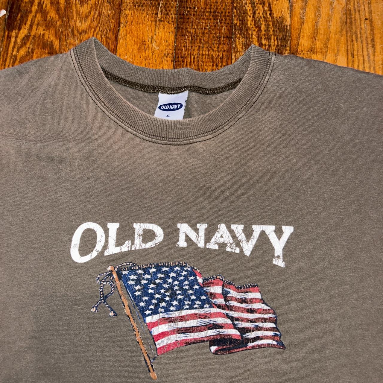 Old Navy American Flag Shirt Size XL — Family Tree Resale 1