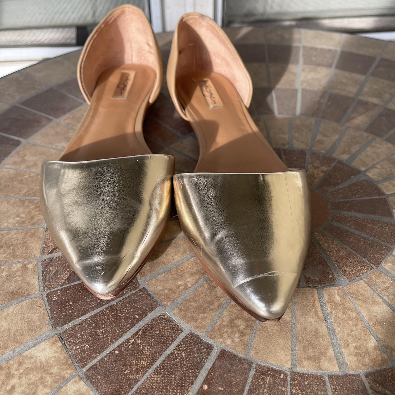 Halogen pointy toe flats cheap