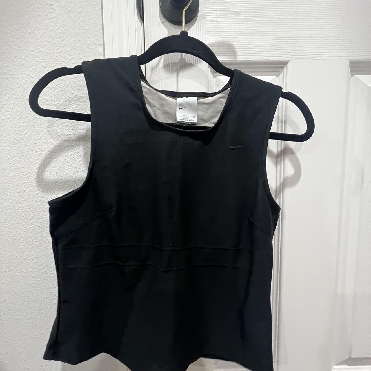 Nike sports vest with built in bra best sale