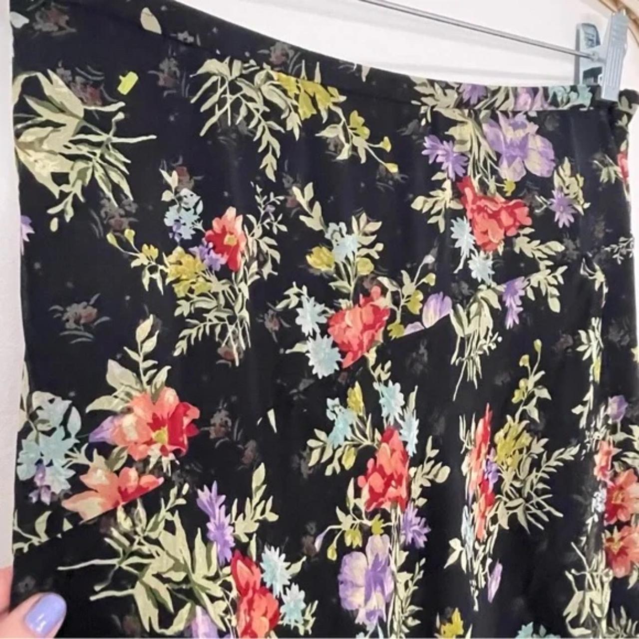 Jones New York Women's multi Skirt | Depop