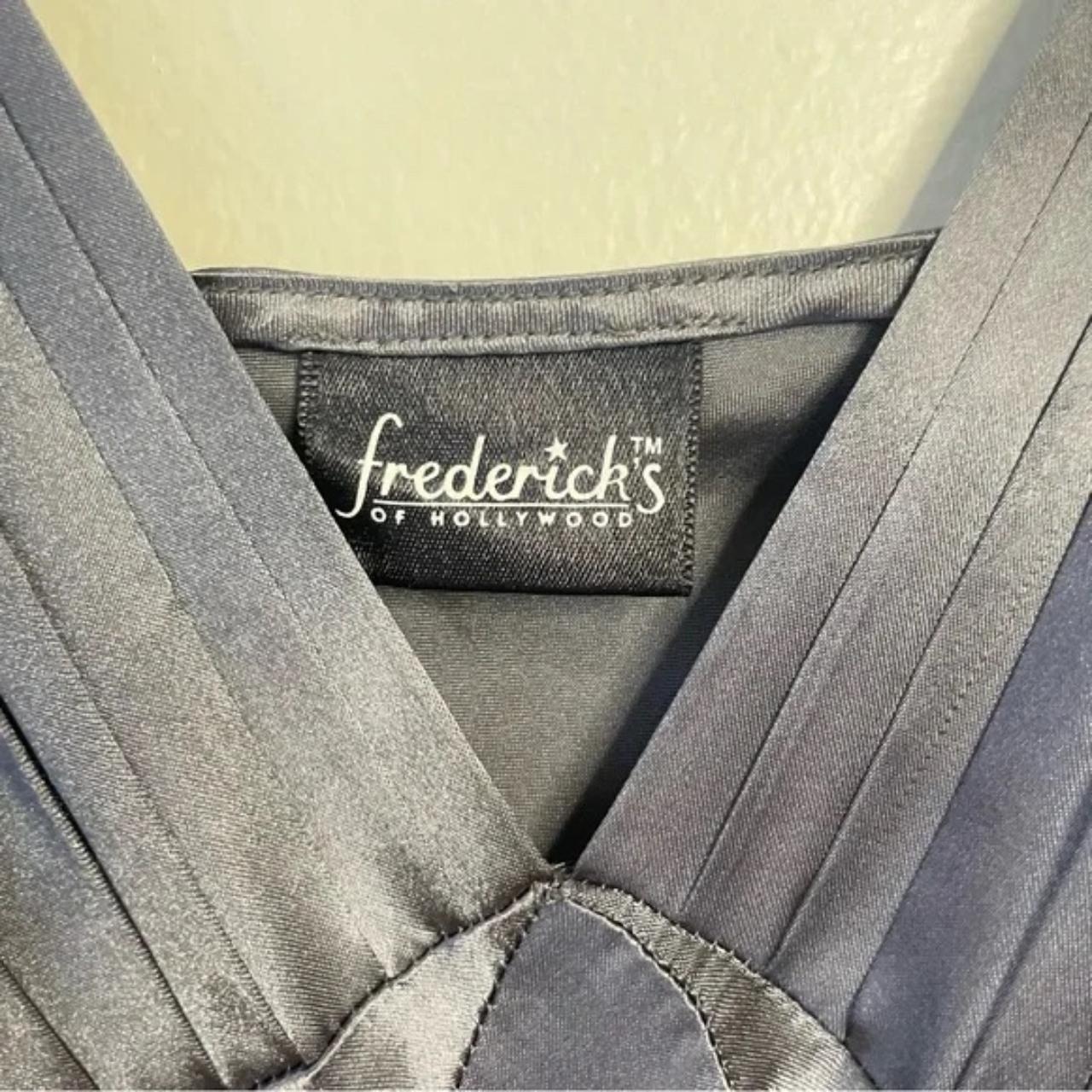 Frederick's of Hollywood Women's Grey and Silver Dress (2)