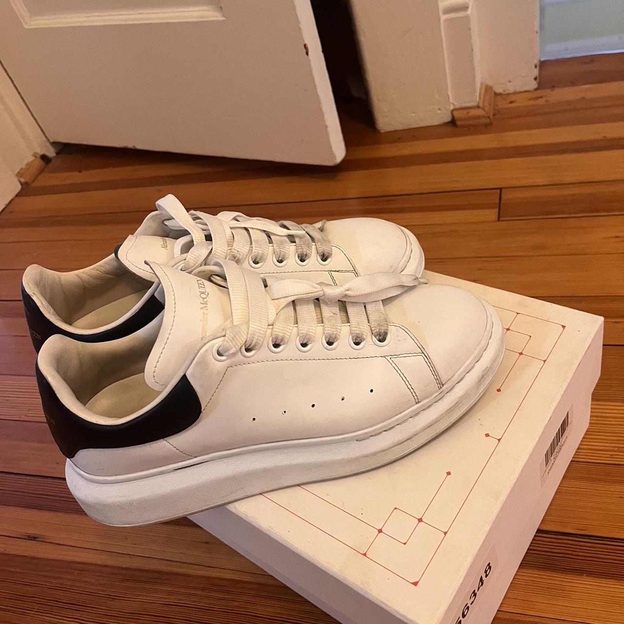 Alexander mcqueen trainer box best sale