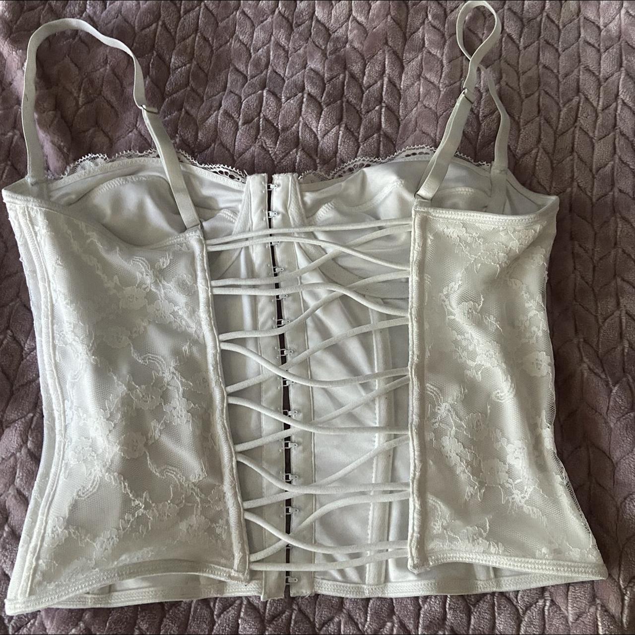 SHEIN Women's White Corset | Depop