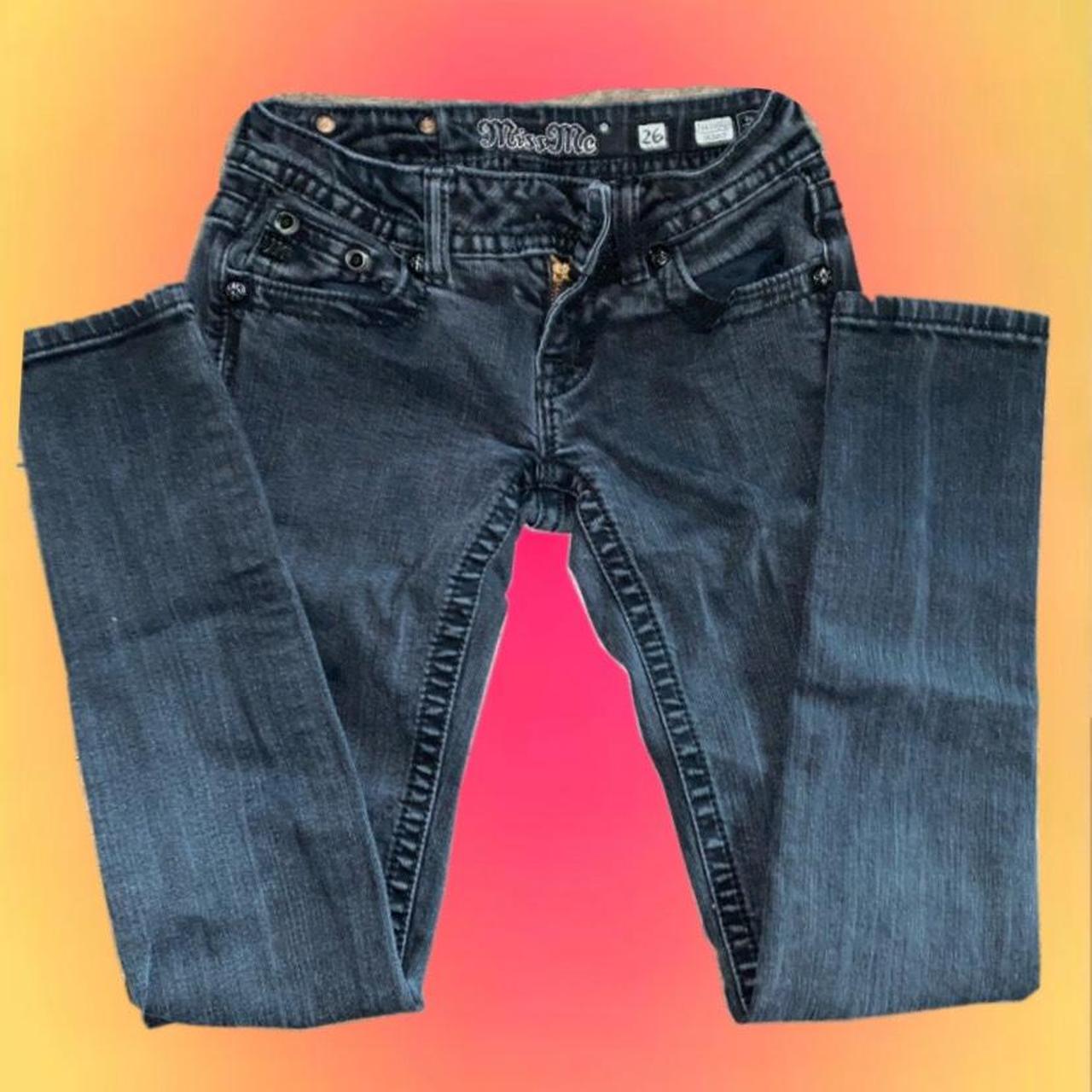 •Miss Me Jeans •thrifted •size 26” •no rips or... Depop