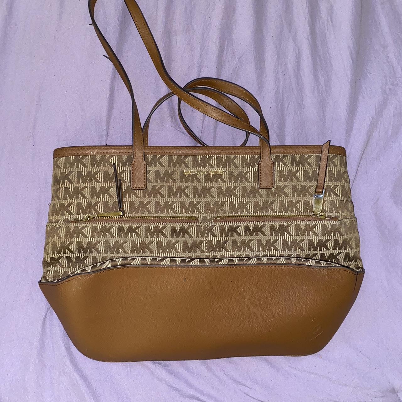 Michael Kors purse no rips or stains Hardly used. Depop