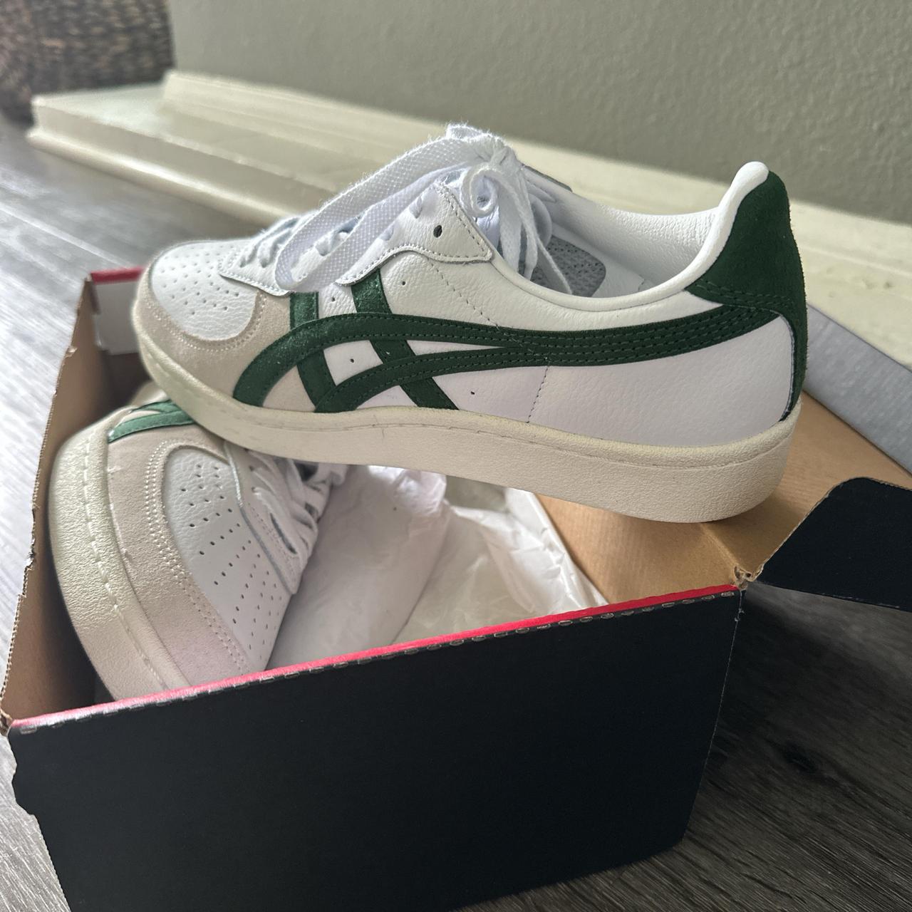 Onitsuka Tiger white hunter green NEW unisex