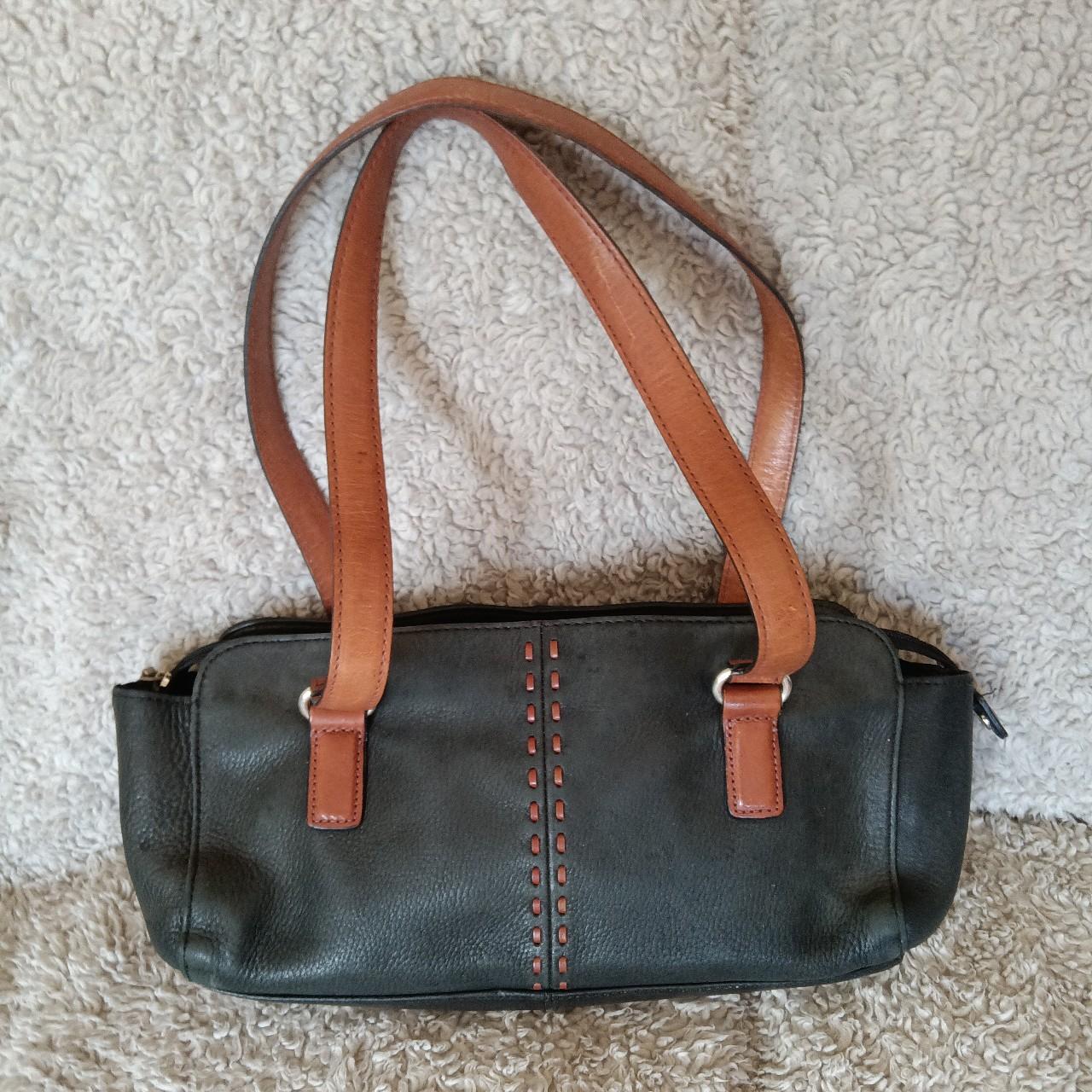 Fossil black brown leather shoulder bag Y2K. Depop