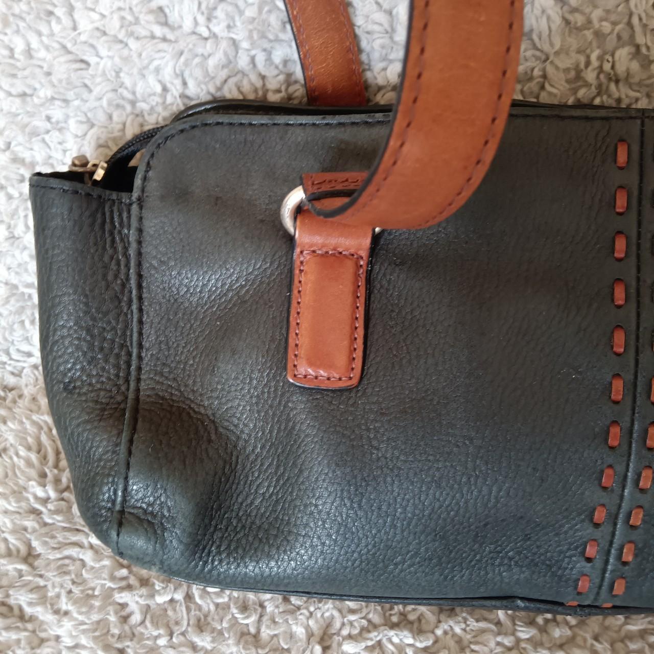 Fossil black & brown leather shoulder bag Y2K | Depop