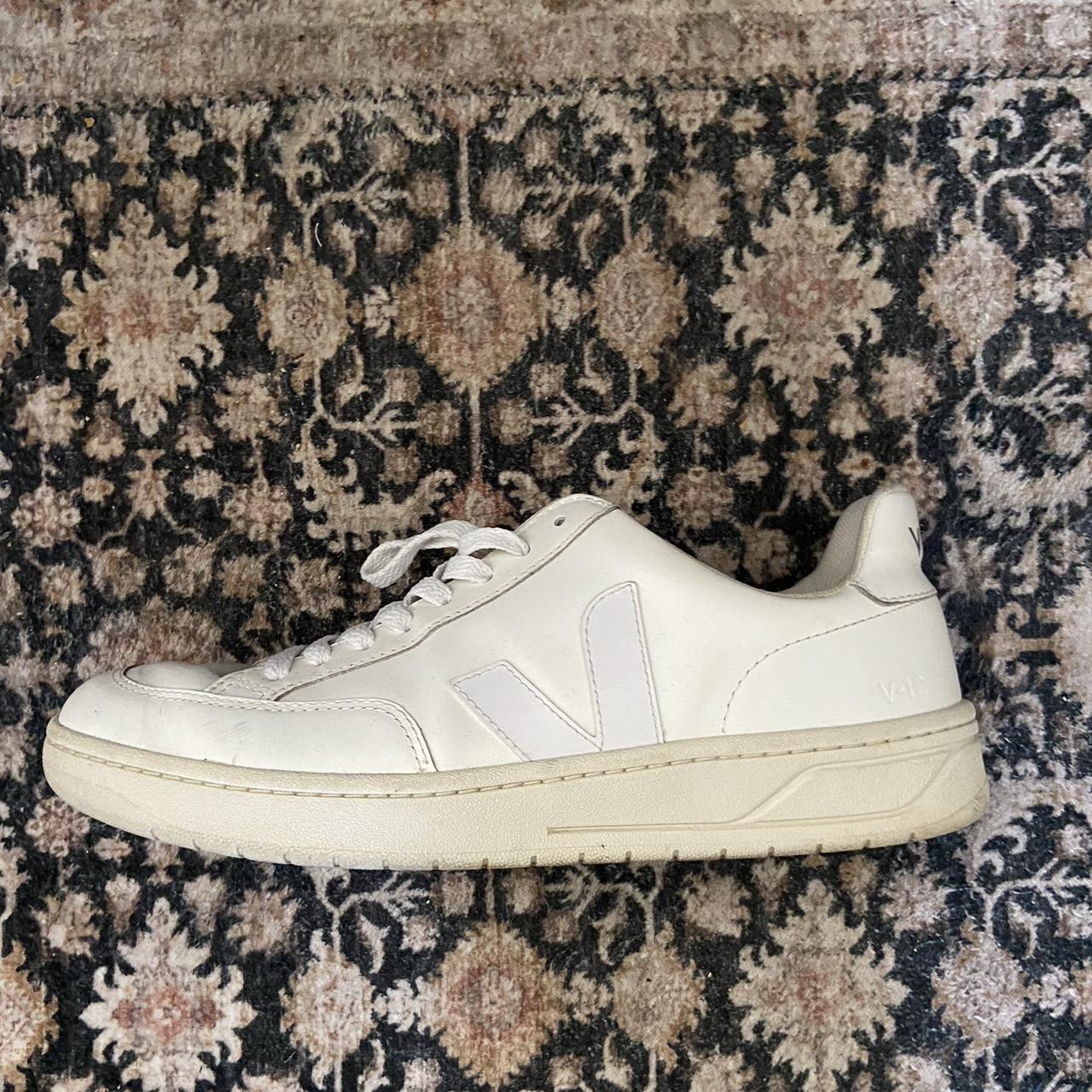 veja v12 white