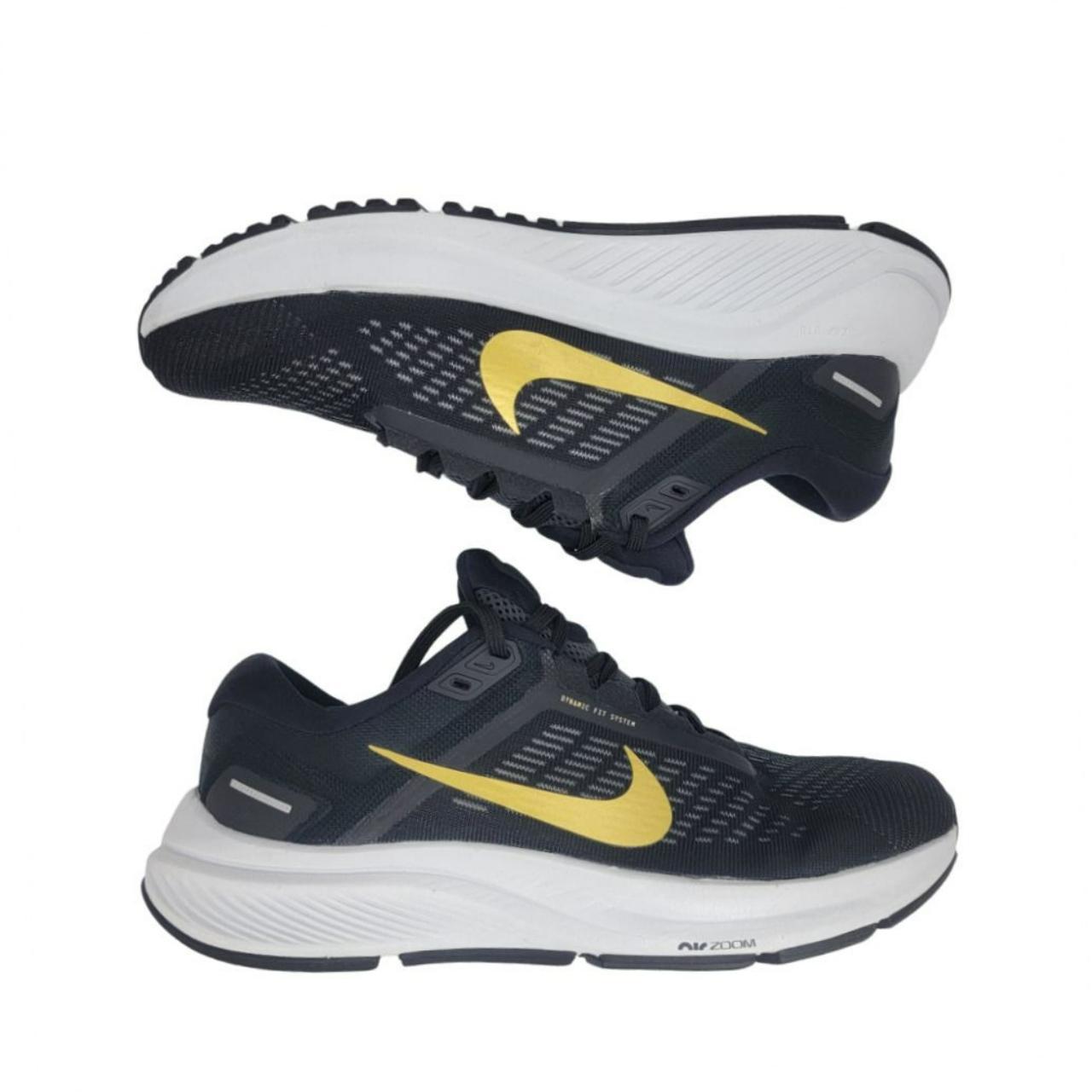 Nike Women's Air Zoom Structure 24 Running Shoes