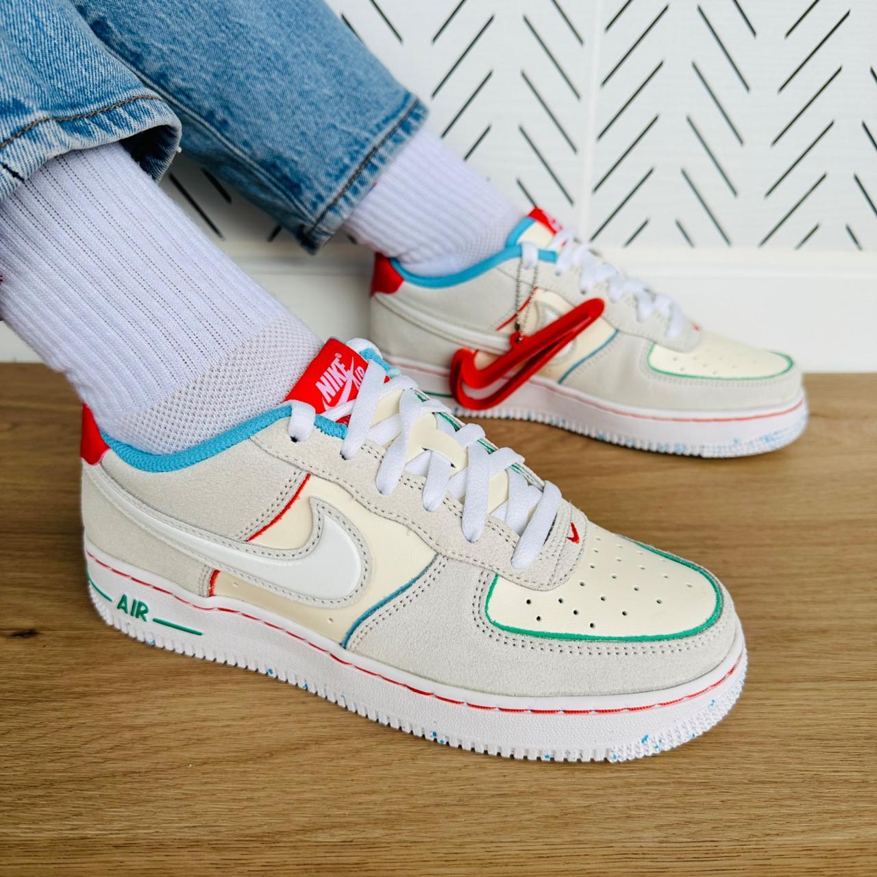 Nike AIR FORCE 1 3.5Y Grade School LOW LV8 HOLIDAY. Depop