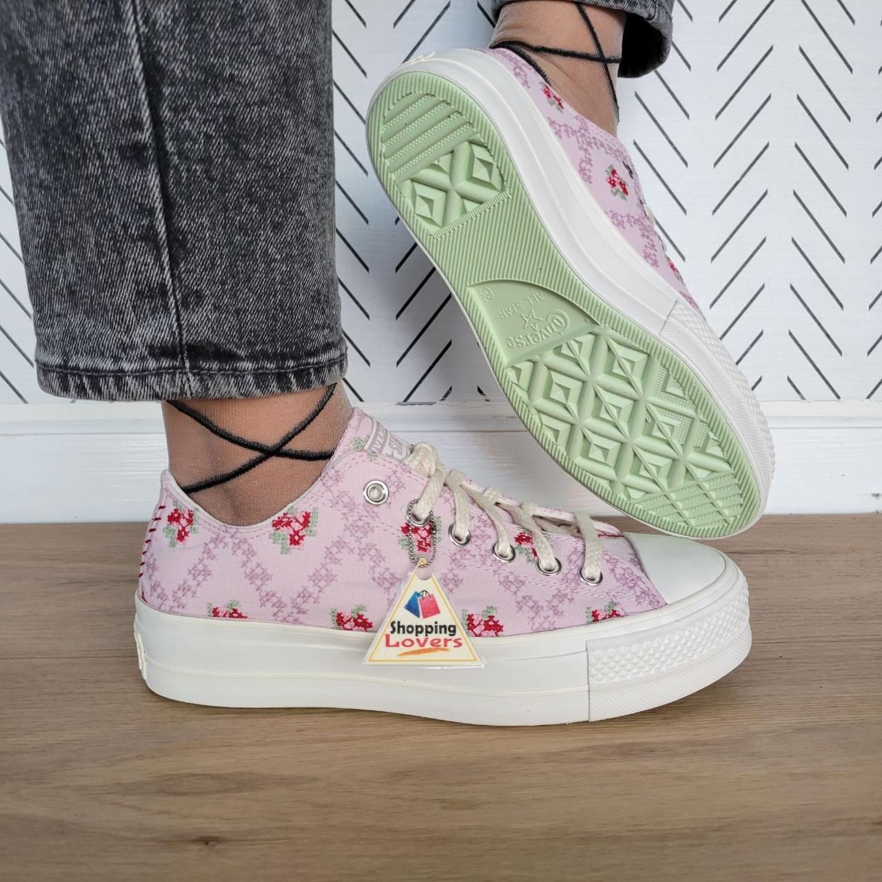item listed by shoppingloversm