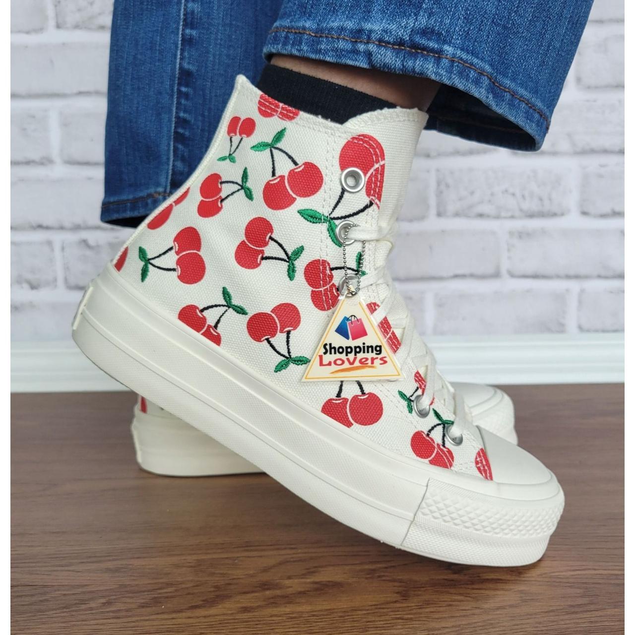 item listed by shoppingloversm