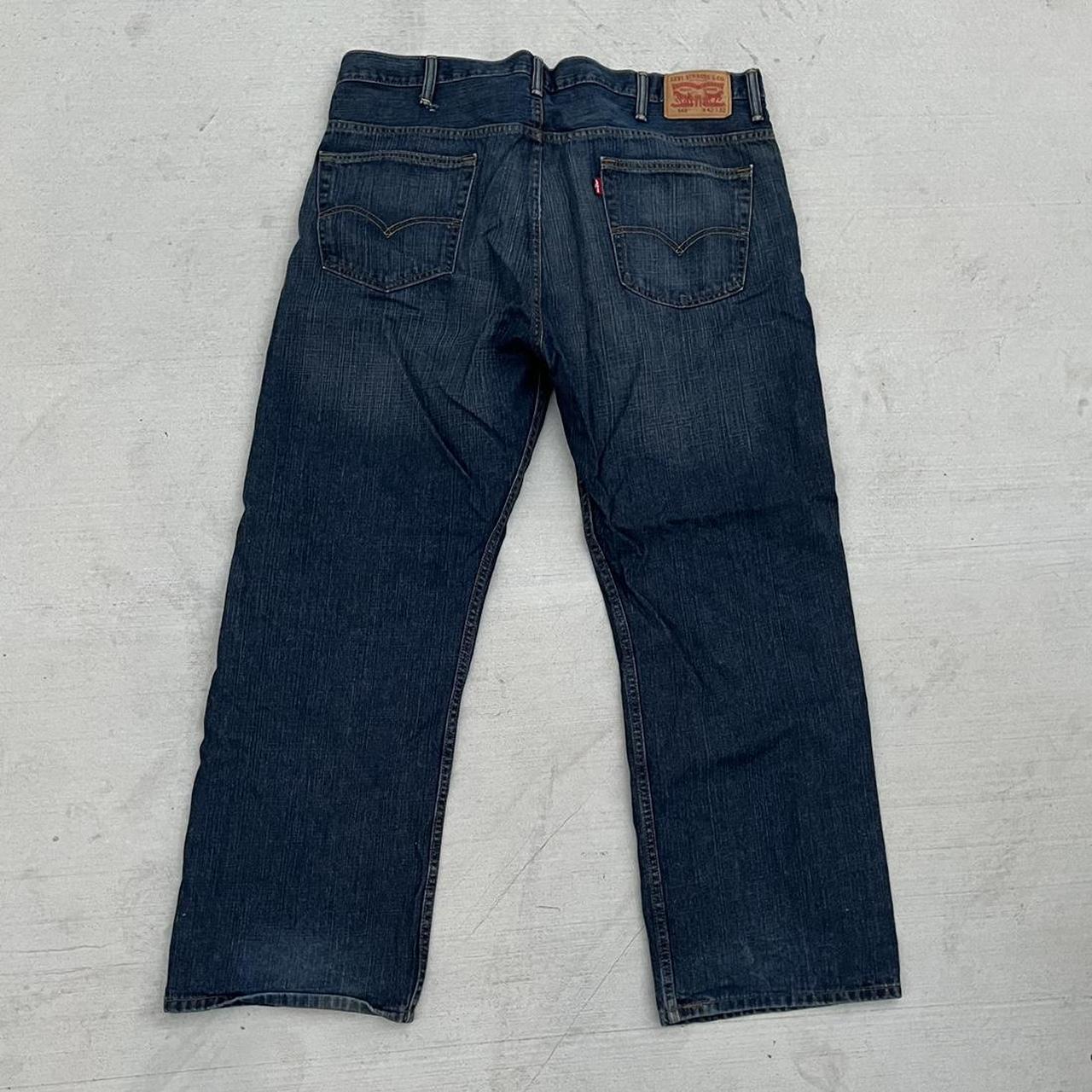 Levis hotsell size 42