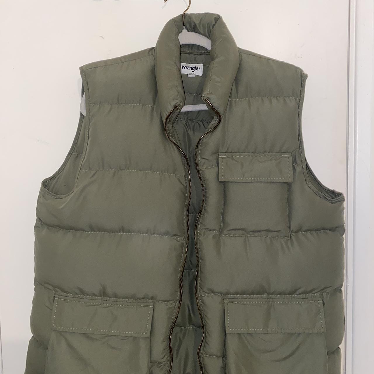 Wrangler Casey Jones Puffer Vest deals