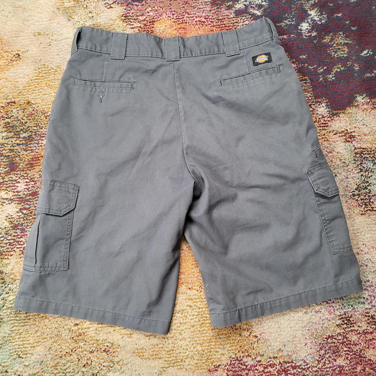 Dickies Relaxed Fit Baggy Cargo Shorts - size... - Depop