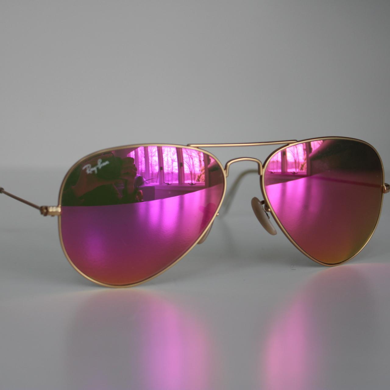 Ray Ban Aviator Pink Lens and Gold Hardware Sunglasses