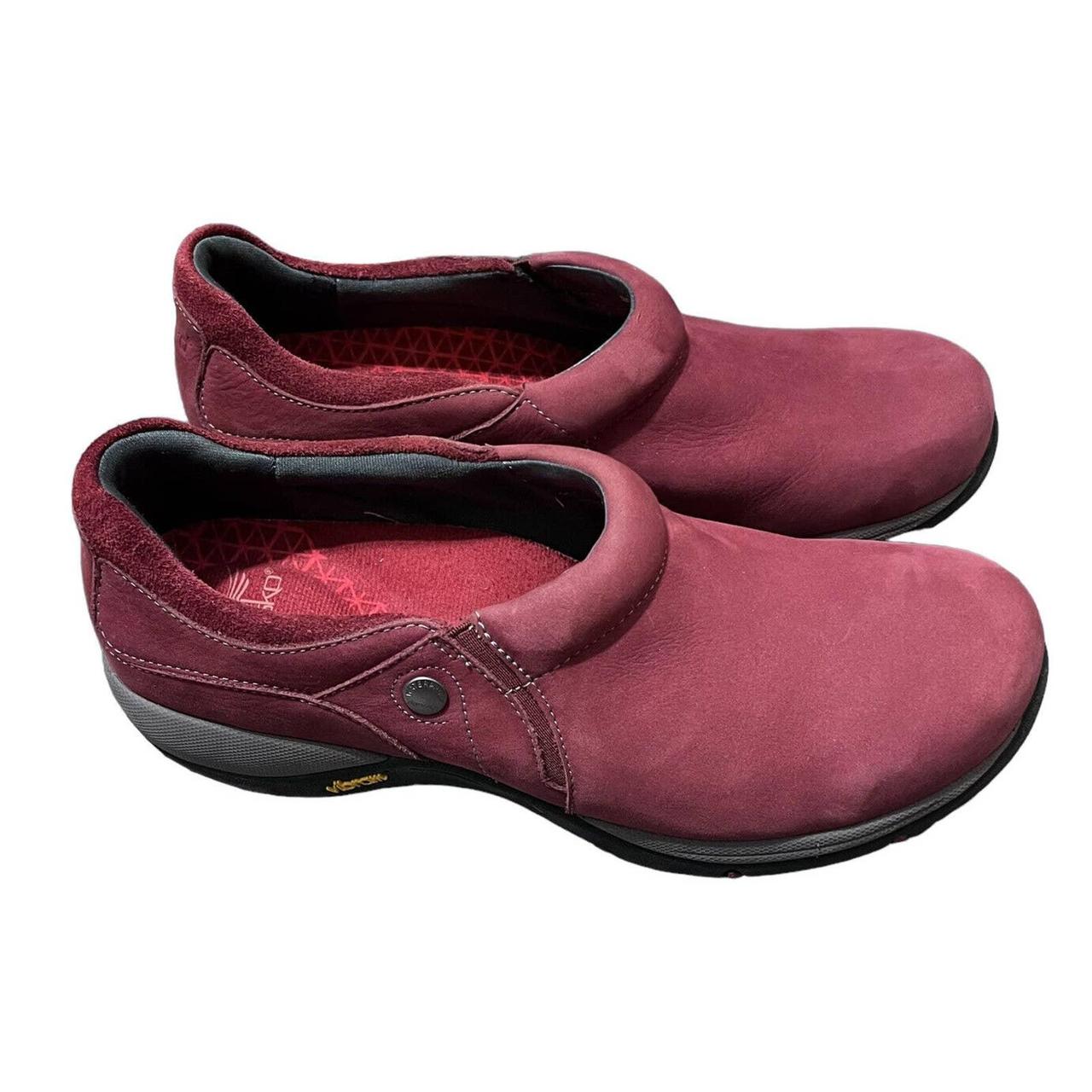 Dansko best sale waterproof clogs